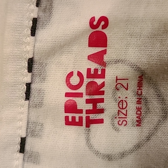 "Happiness Wins" long sleeved tee shirt - Picture 2 of 3